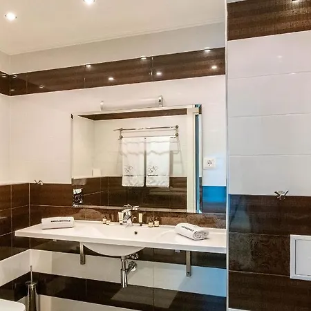 Ekaterina Хотел