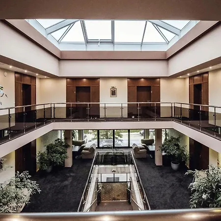 Хотел Ekaterina Вакарел